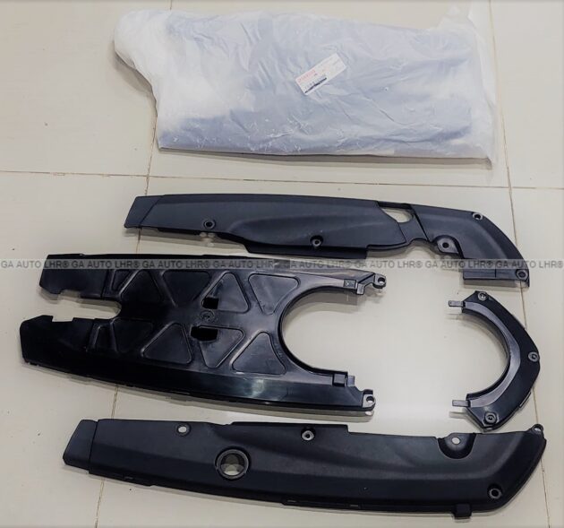 YBR CHAIN COVER COMPLETE GENIUNE - Image 4