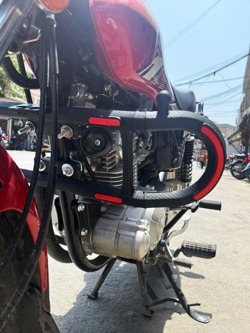 D GUARD WITH PLASTIC CRASH GUARD MOTORCYCLE HONDA CG125 HONDA PRIDOR GD110 GS , YBR FAMILY - Image 5