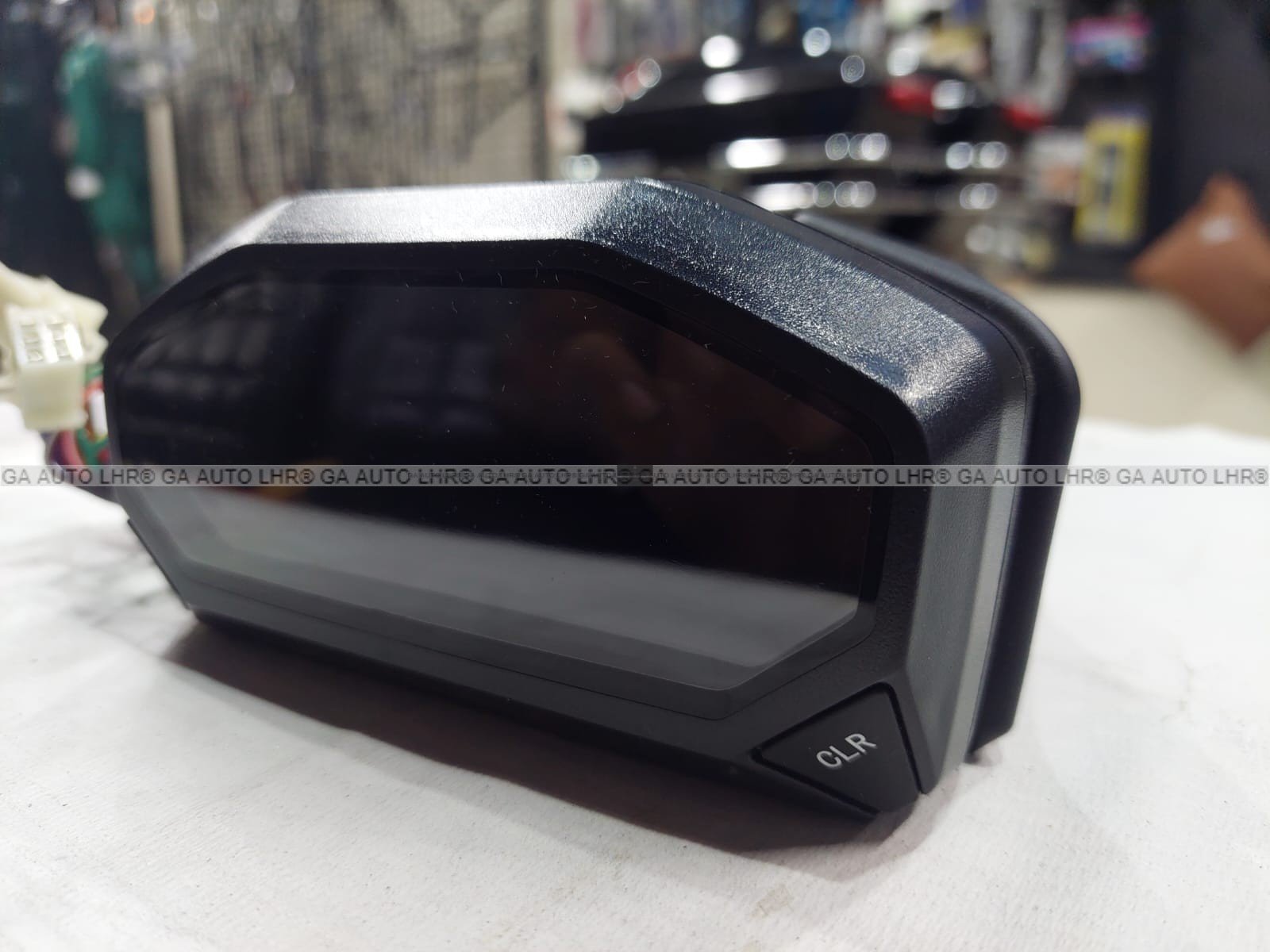 CHINA METER DOLPHIN SMALL - Image 3